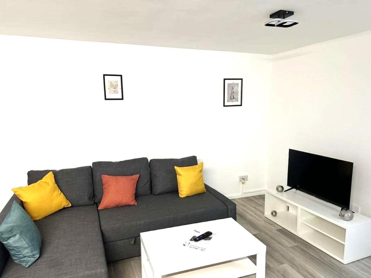 Stylish Apartment At Carlton Grove Londres Exterior foto